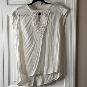 Women's Cream Crochet-Trim Cap Sleeve Tunic